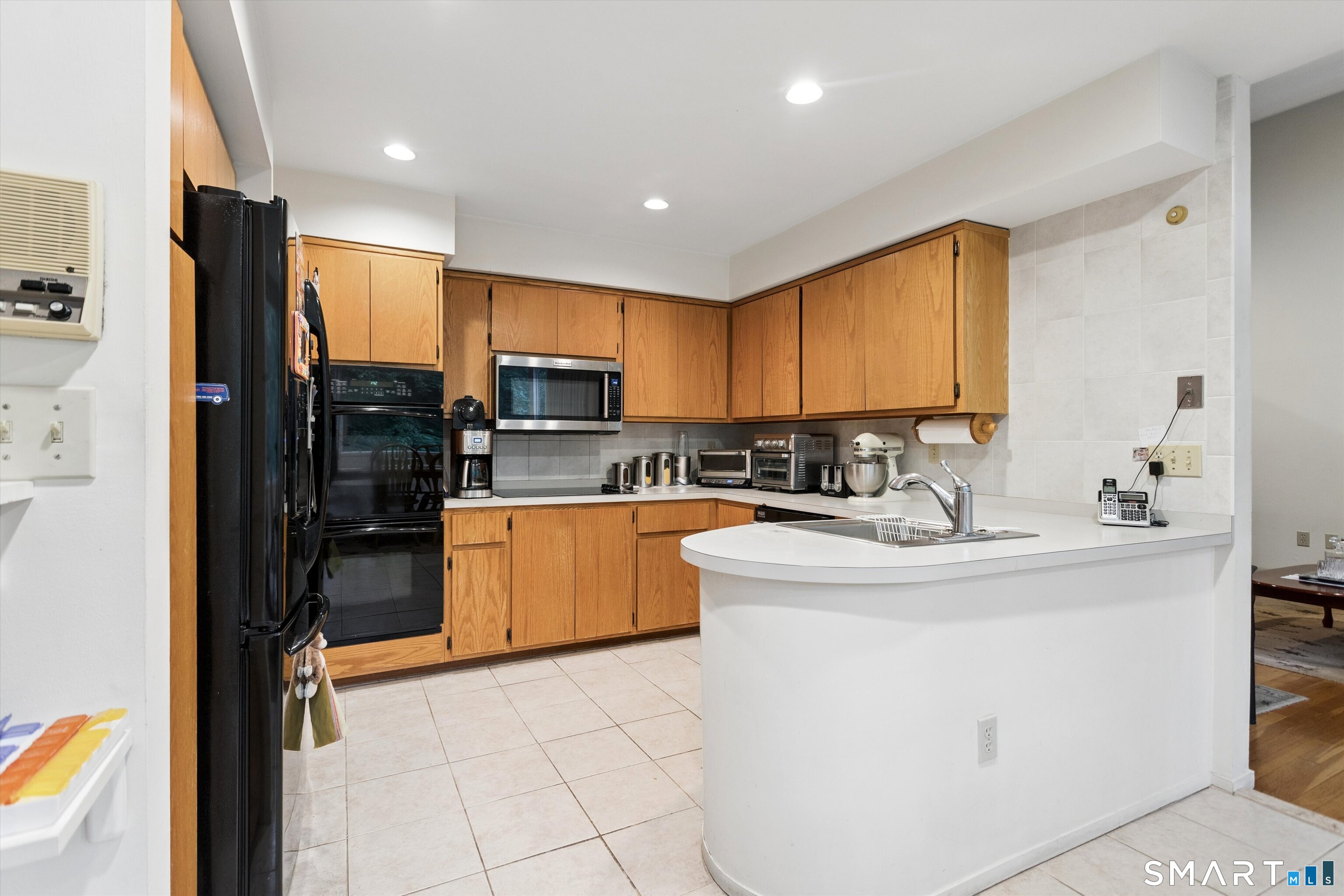 212 West Norwalk Road Norwalk, CT 06850 - Photo 14 of 39