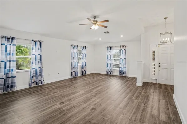 $425,000 | 9524 Rolling Circle, San Antonio, FL 33576