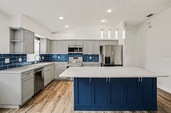 $425,000 | 9524 Rolling Circle, San Antonio, FL 33576