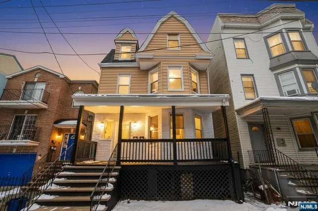 $549,900 | 120 South 7th Street, Newark, NJ 07107