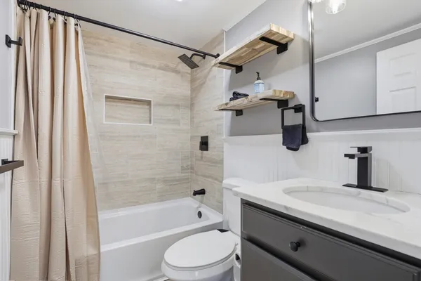 $255,000 | 114 North Moore Street, Duncan, SC 29334