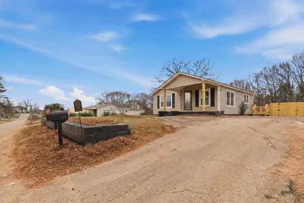 $255,000 | 114 North Moore Street, Duncan, SC 29334