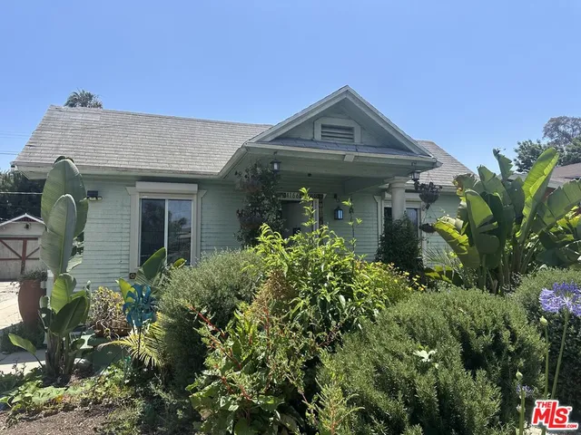 $3,590 | 4166 South Harvard Boulevard, Los Angeles, CA 90062