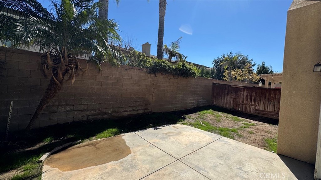 11332 Riverbury Court Riverside, CA 92505 - Photo 10 of 15 a view of a backyard