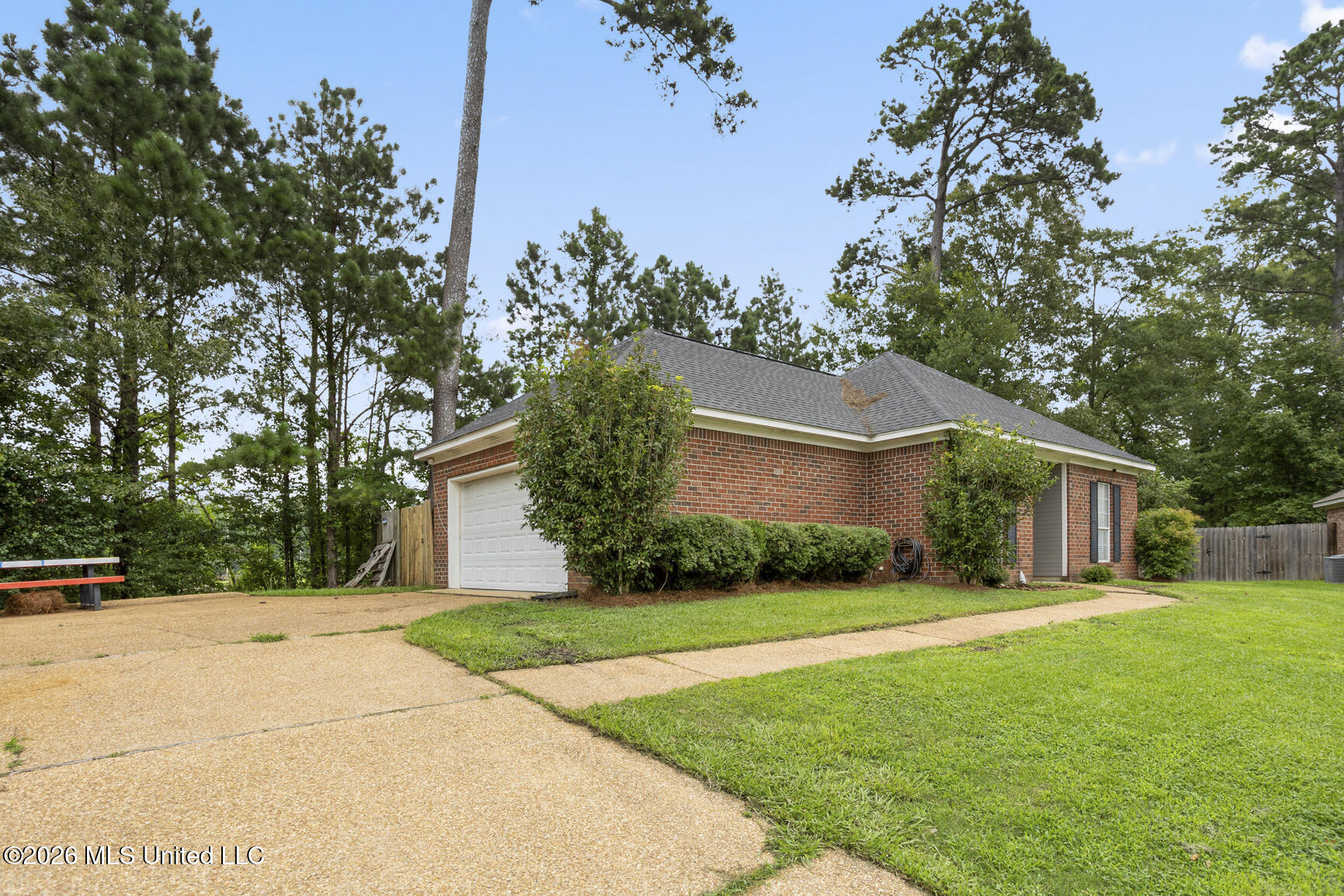 422 Oak Bend Brandon, MS 39047 - Photo 3 of 25 422 oak bend-4