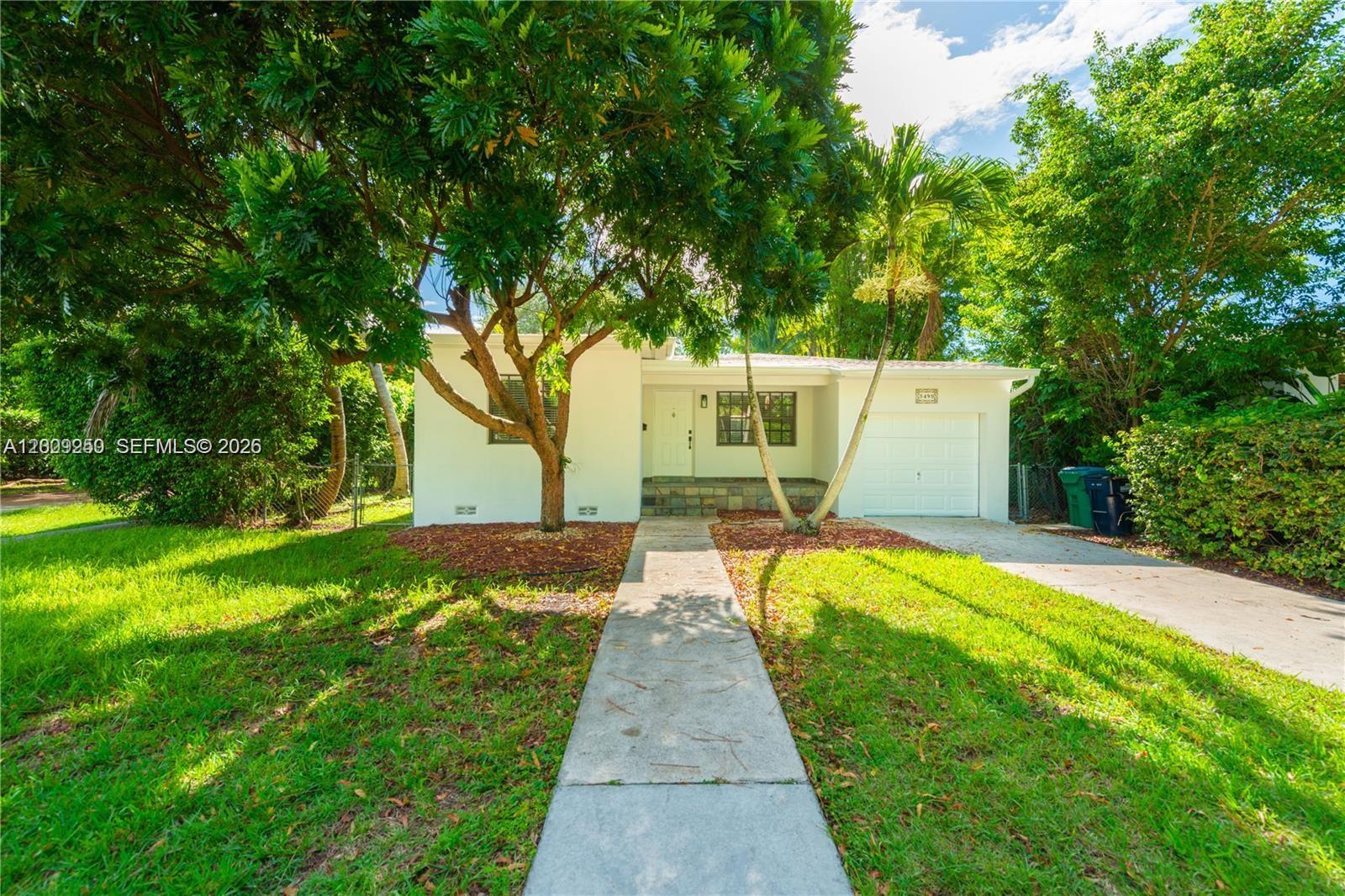 5490 Southwest 57th Avenue Miami, FL 33155 - Photo 2 of 12