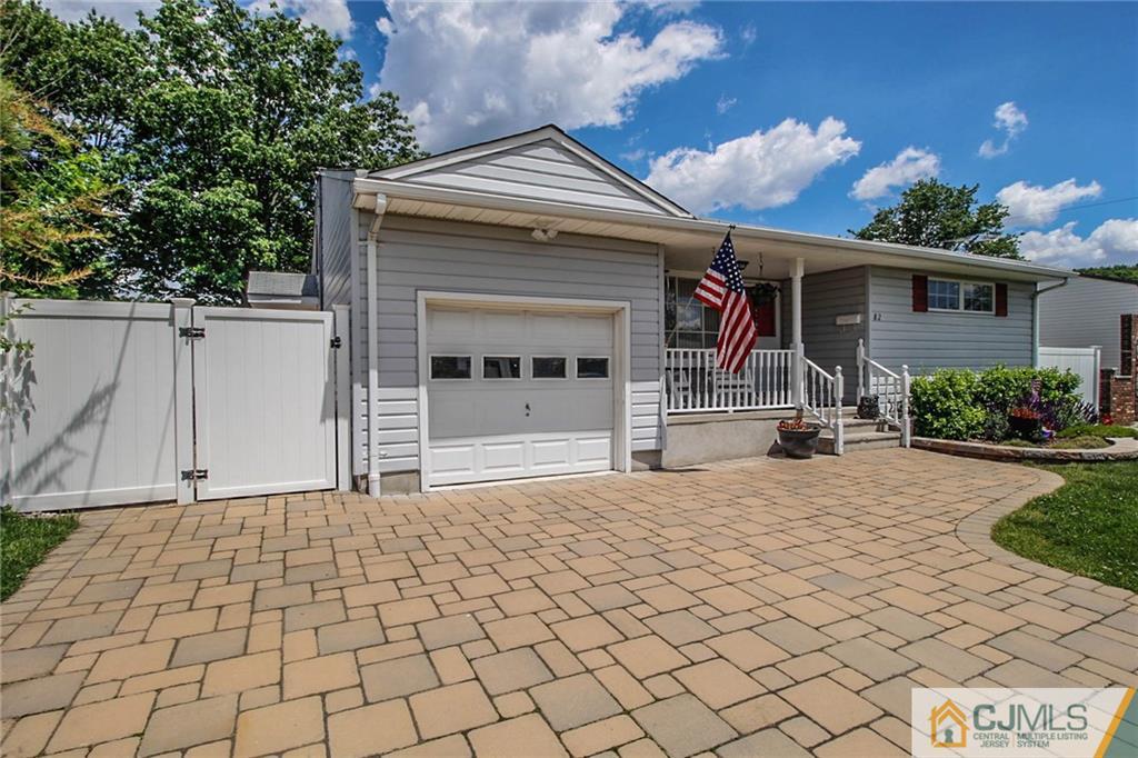 82 Leslie Road Colonia, NJ 07067 - Photo 2 of 25 Gallery Image 2