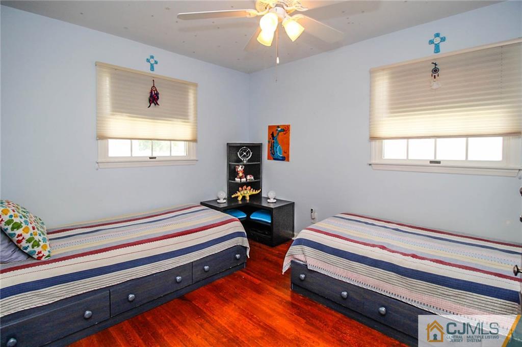 82 Leslie Road Colonia, NJ 07067 - Photo 13 of 25 Gallery Image 13