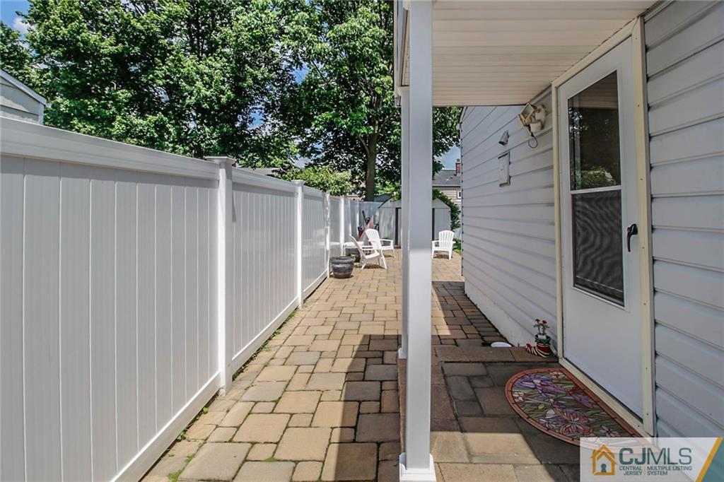 82 Leslie Road Colonia, NJ 07067 - Photo 22 of 25 Gallery Image 22