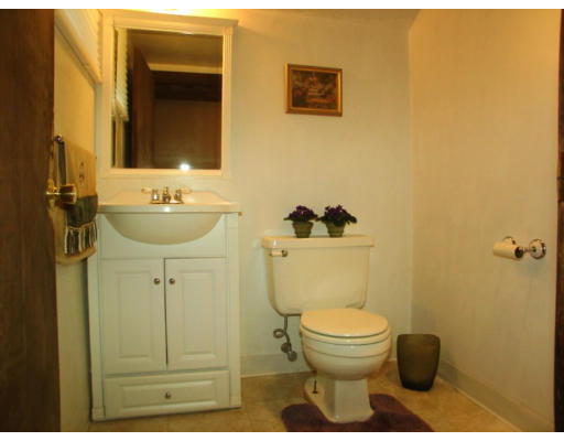 22 Fernglade Road Burlington, MA 01803 - Photo 7 of 8 Gallery Image 7