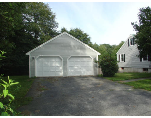 22 Fernglade Road Burlington, MA 01803 - Photo 8 of 8 Gallery Image 8