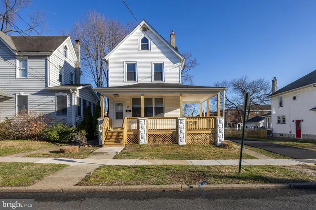 $434,900 | 28 West Greenwood Avenue, Oaklyn, NJ 08107