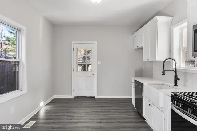 $434,900 | 28 West Greenwood Avenue, Oaklyn, NJ 08107