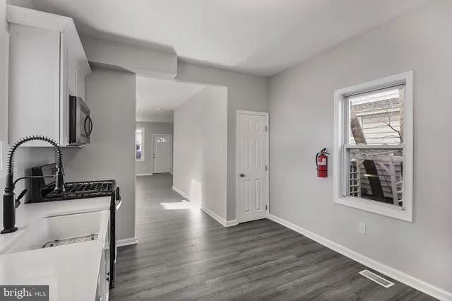 $434,900 | 28 West Greenwood Avenue, Oaklyn, NJ 08107