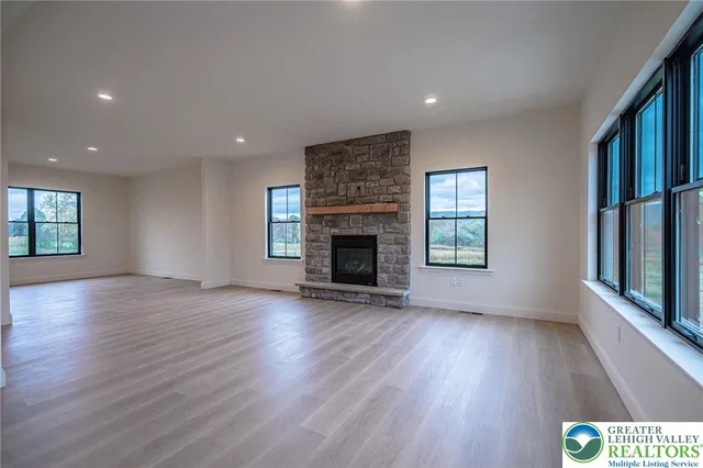 a view of entrance front of the house