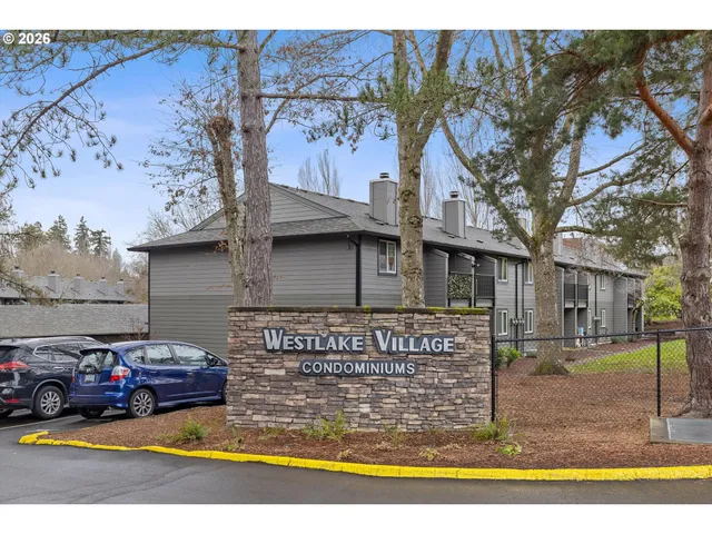 $219,000 | 12642 Northwest Barnes Road, Unit 8, Portland, OR 97229