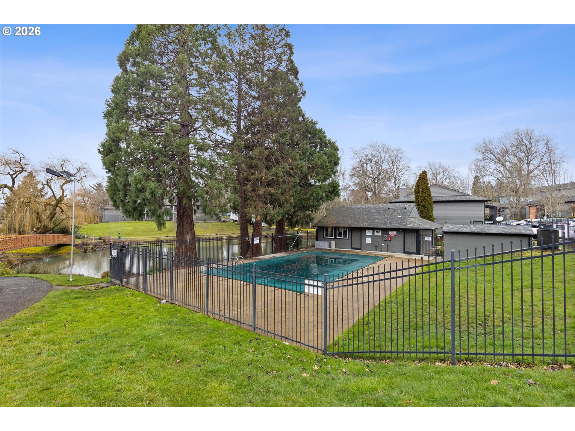 12642 Northwest Barnes Road, Unit 8 Portland, OR 97229 - Photo 28 of 45