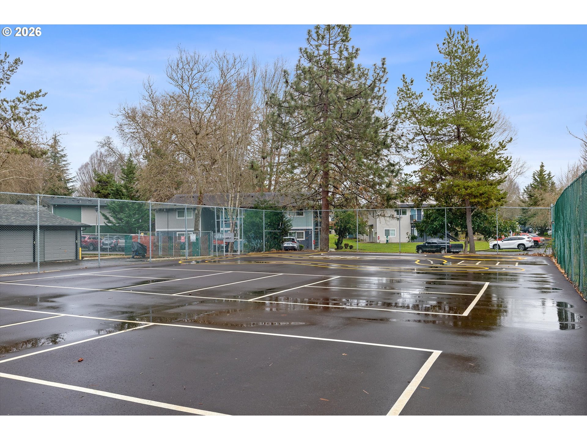 12642 Northwest Barnes Road, Unit 8 Portland, OR 97229 - Photo 38 of 45