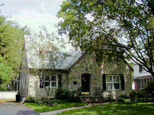 1910 Suffolk Road Upper Arlington, OH 43221 - Photo 1 of 1