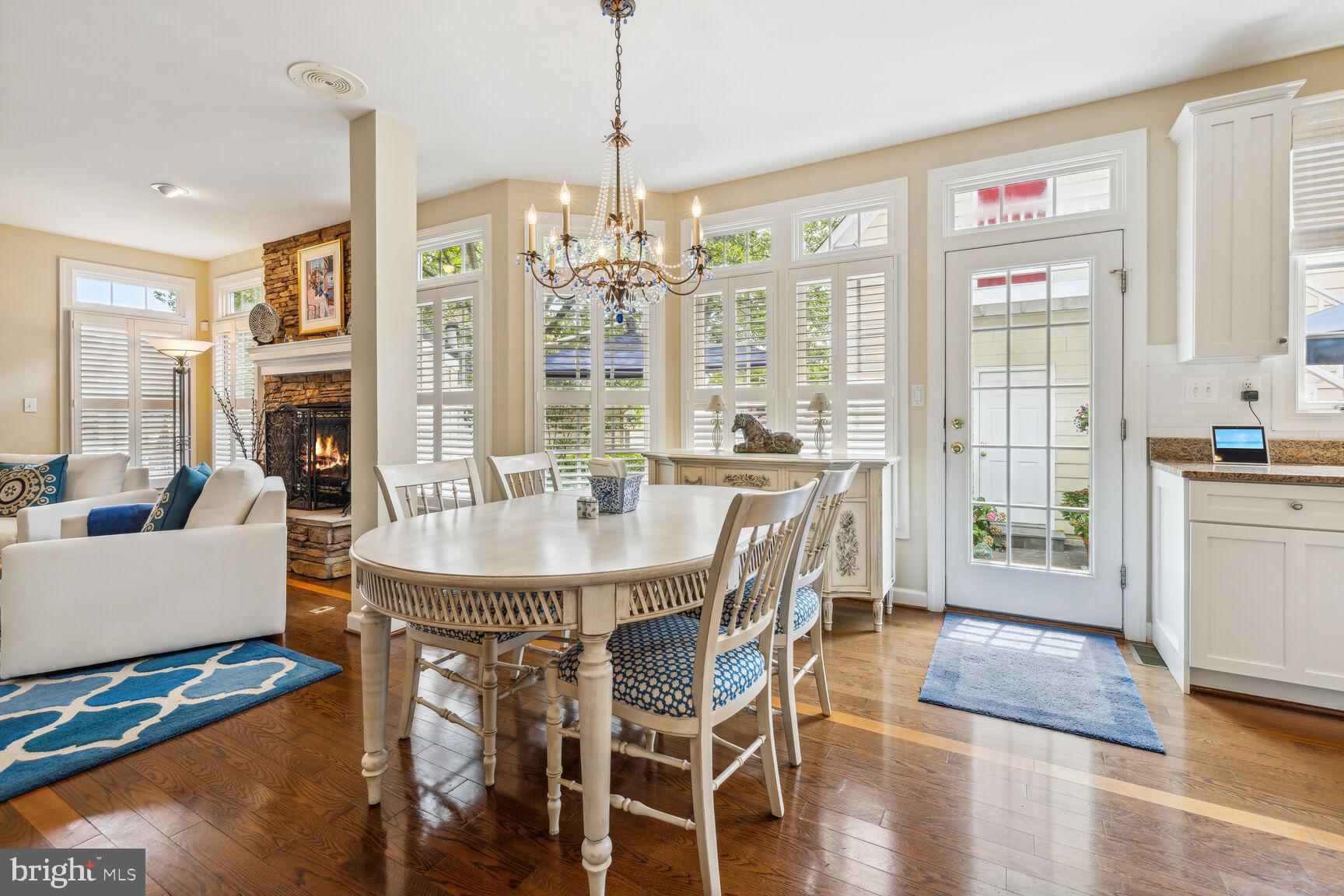 805 Linslade Street Gaithersburg, MD 20878 - Photo 13 of 50 Eat-in kitchen