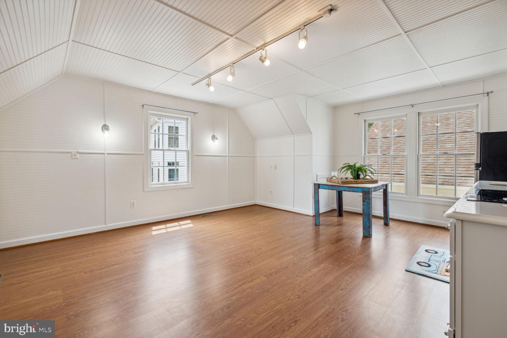 805 Linslade Street Gaithersburg, MD 20878 - Photo 45 of 50 Private studio-Ideal for guests/home office