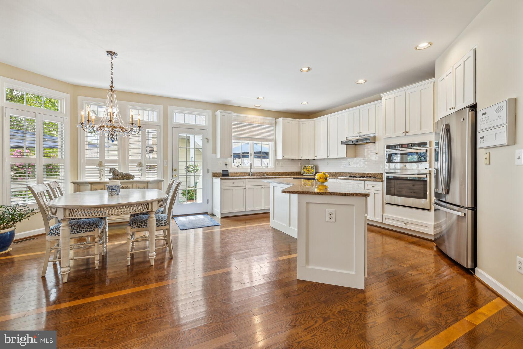 805 Linslade Street Gaithersburg, MD 20878 - Photo 10 of 50 Light-filled kitchen with stainless appliances