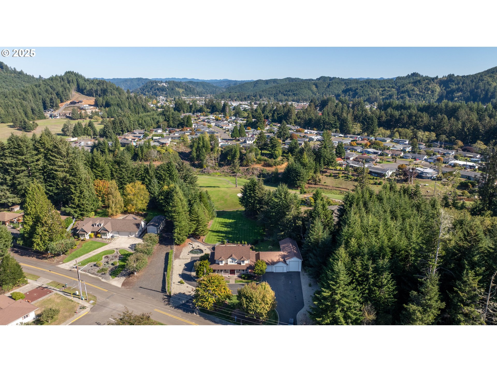 729 Ranch Road Reedsport, OR 97467 - Photo 43 of 48 a view of a city