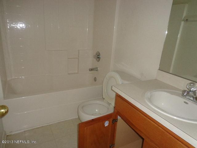 7871 Melvin Road Jacksonville, FL 32210 - Photo 2 of 9 7871 Bath 2