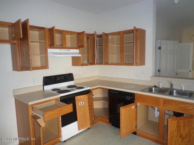 7871 Melvin Road Jacksonville, FL 32210 - Photo 6 of 9 7871 Kitchen