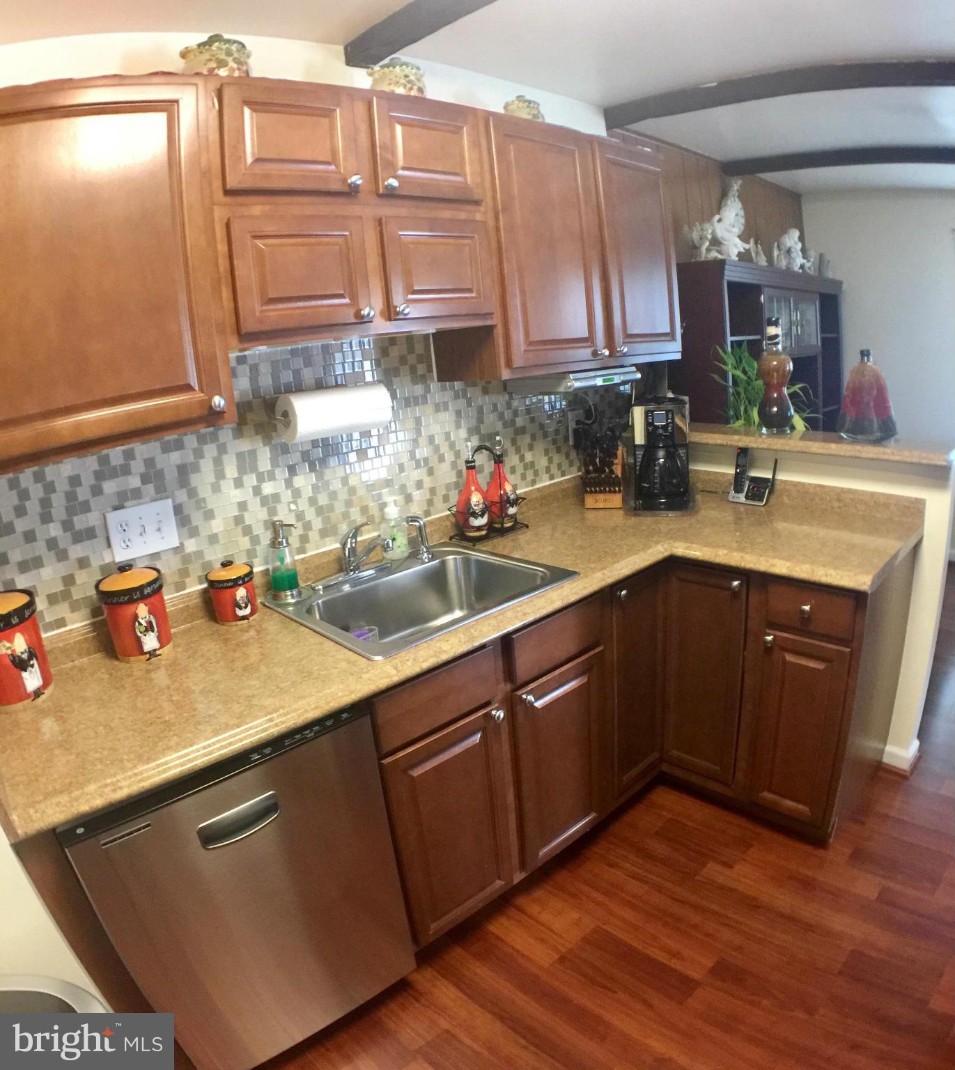 9124 Conservation Way Springfield, VA 22153 - Photo 5 of 27 Kitchen