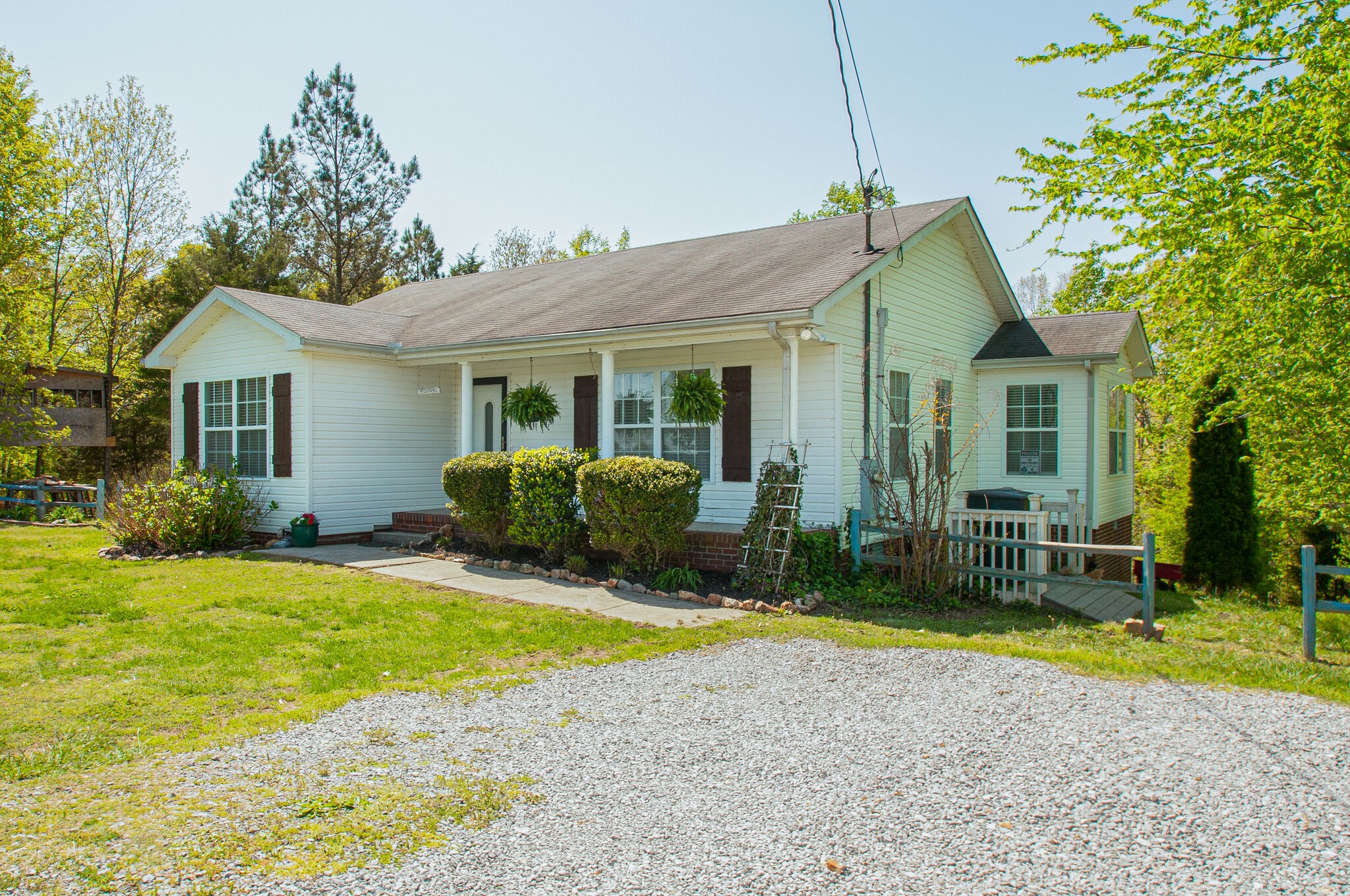 2258 Wolfe Road White Bluff, TN 37187 - Photo 4 of 30 Gallery Image 4