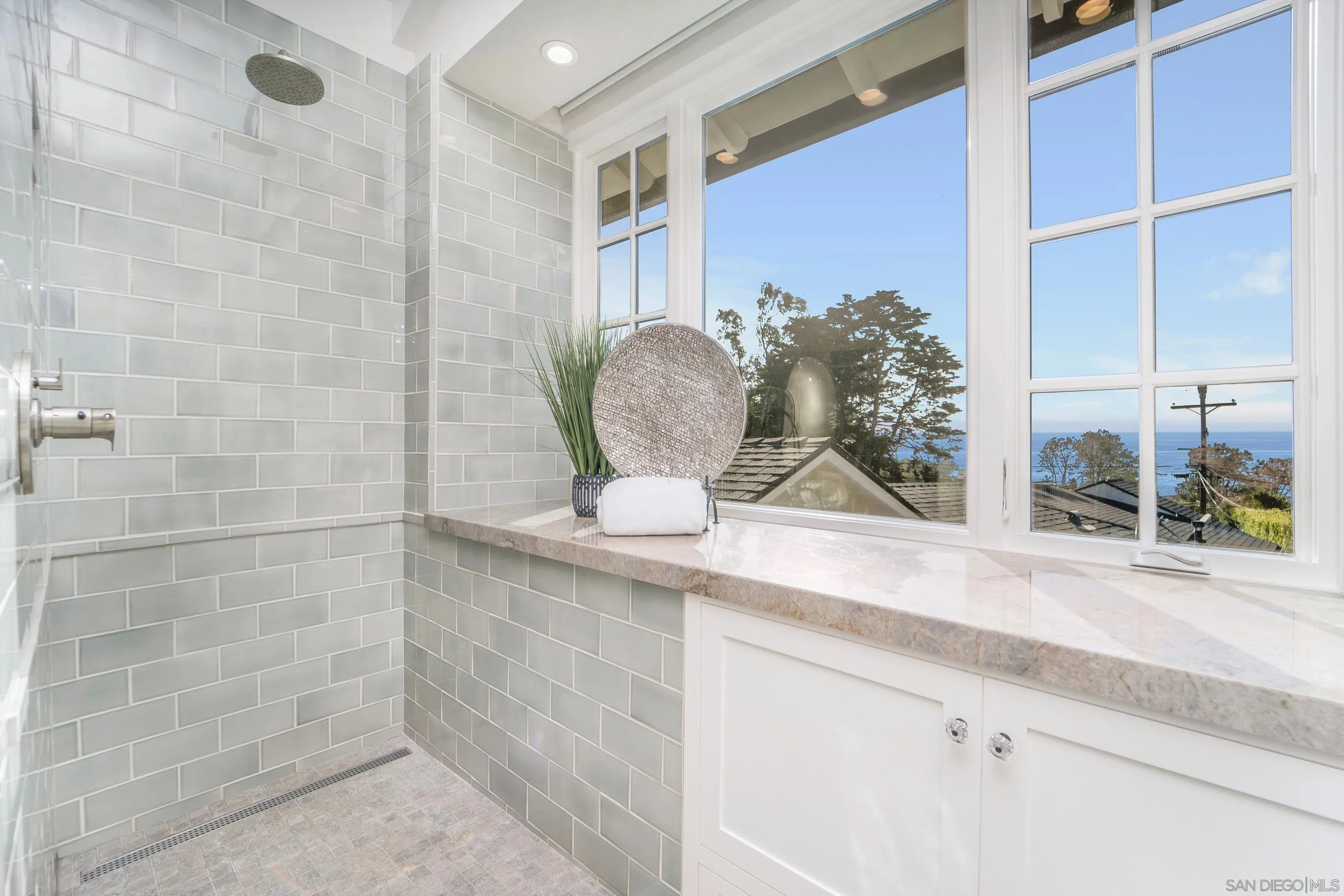 1145 Crest Road Del Mar, CA 92014 - Photo 33 of 57 a view of a bathroom