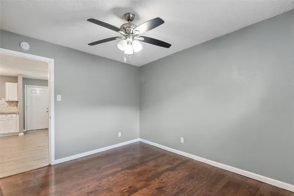 $775 | 4811 Oakland Street, Unit 9, Houston, TX 77023