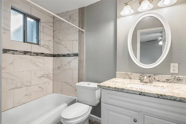 $775 | 4811 Oakland Street, Unit 9, Houston, TX 77023