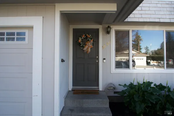 a view of a entryway of the house