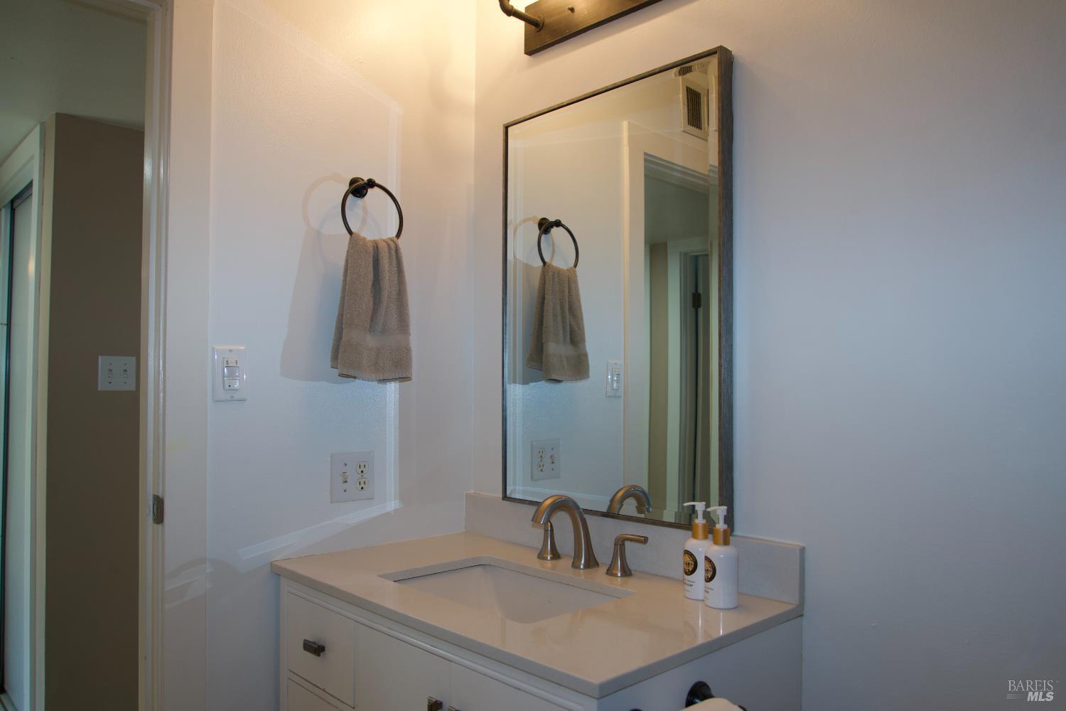 5050 Parkhurst Drive Santa Rosa, CA 95409 - Photo 18 of 32