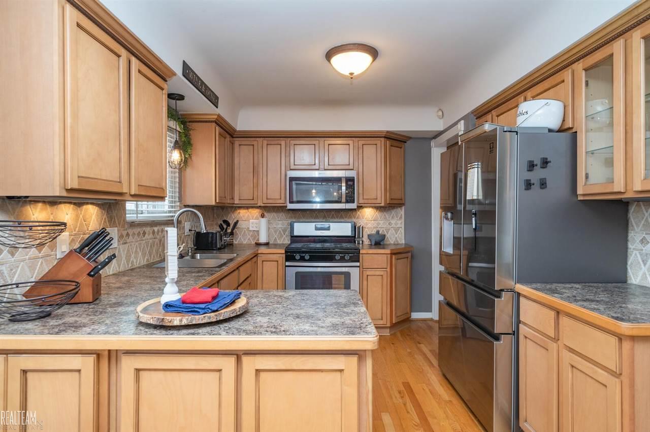 19331 Stephens Eastpointe, MI 48021 - Photo 10 of 34 Gallery Image 10
