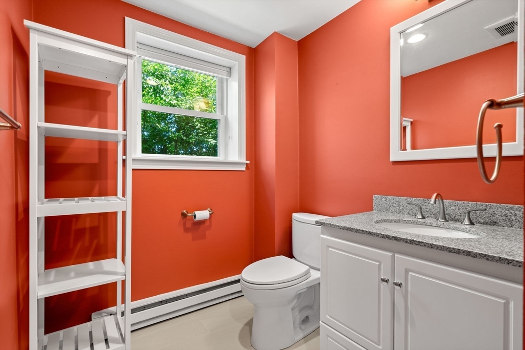 64 Shore Road Wellesley, MA 01760 - Photo 24 of 42