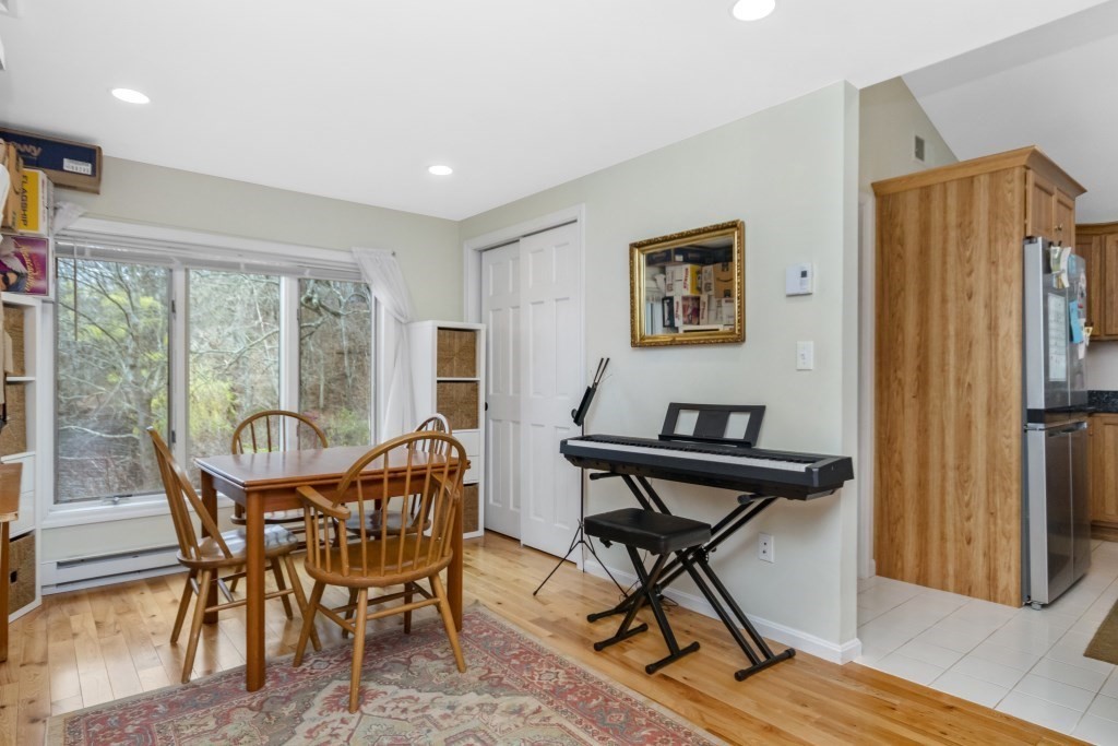 64 Shore Road Wellesley, MA 01760 - Photo 27 of 42