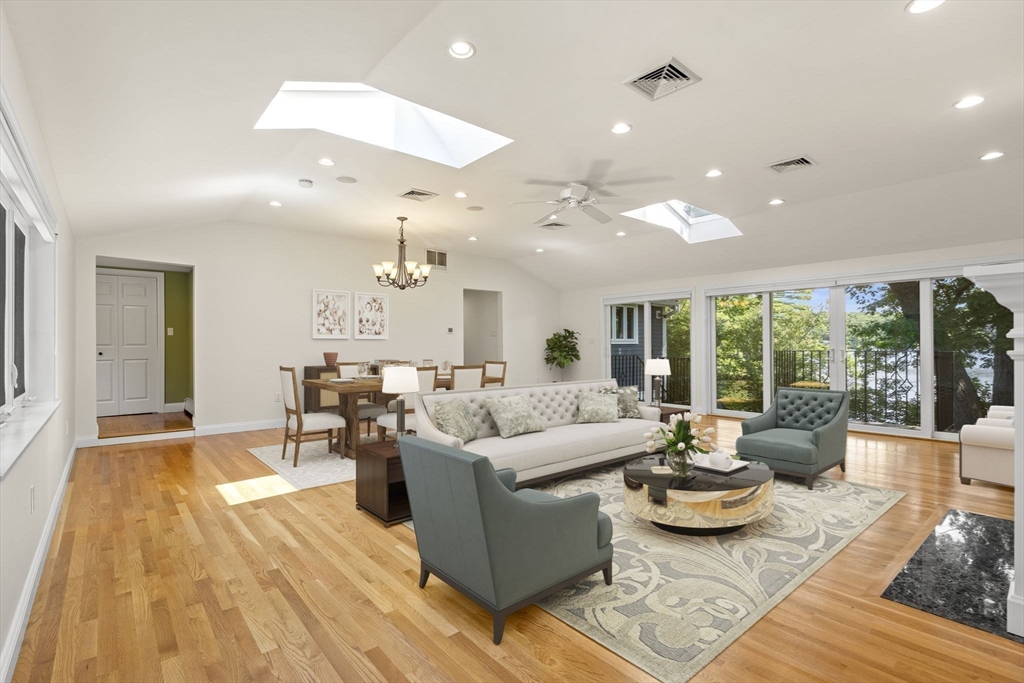 64 Shore Road Wellesley, MA 01760 - Photo 7 of 42