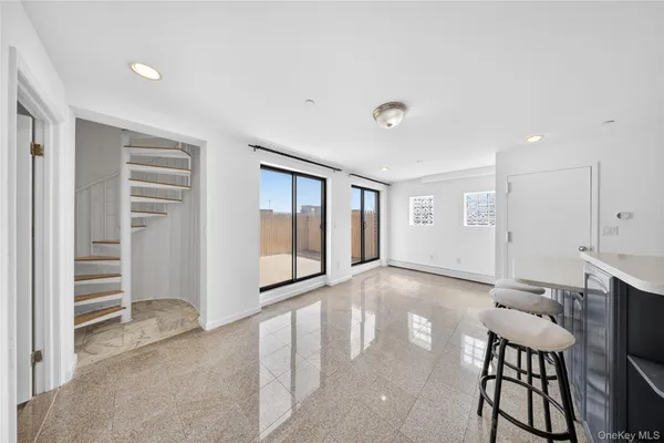 $688,000 | 4320 Union Street, Unit 7A | Flushing