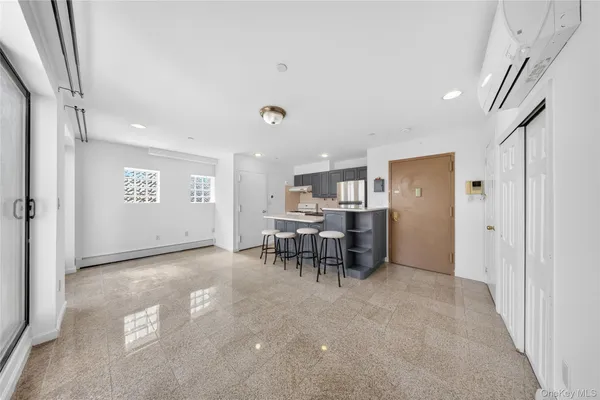 $688,000 | 4320 Union Street, Unit 7A | Flushing