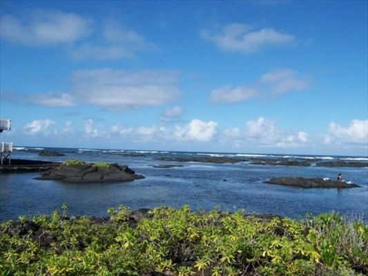 31 South Ililani Road Pahoa, HI 96778 - Photo 8 of 8 a view of a lake with beach and ocean view