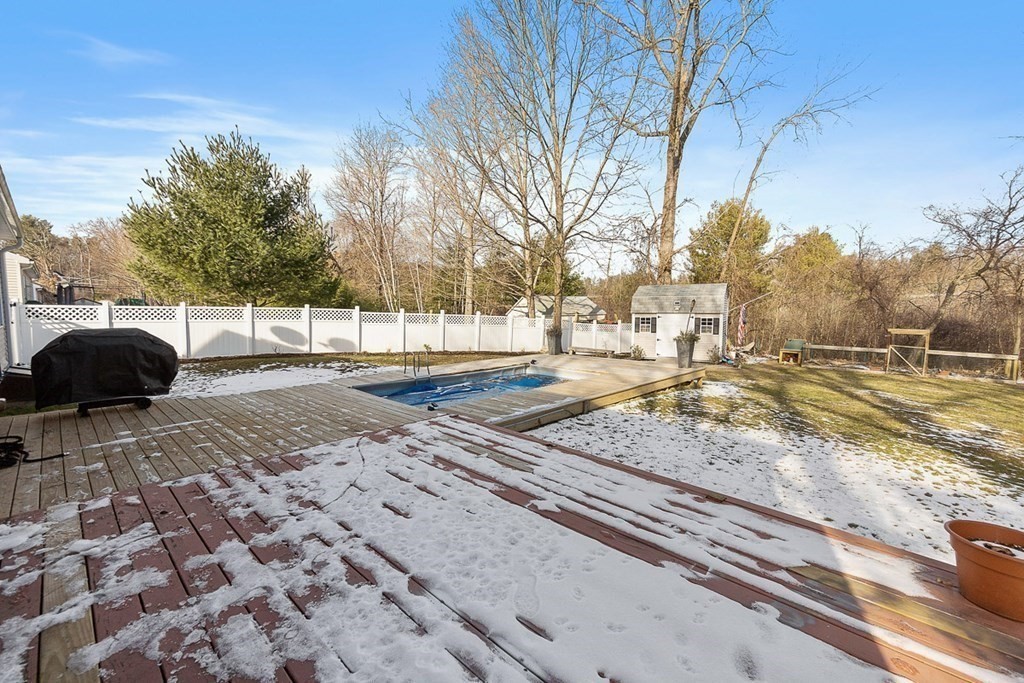 147 Fitch Road Clinton, MA 01510 - Photo 32 of 36