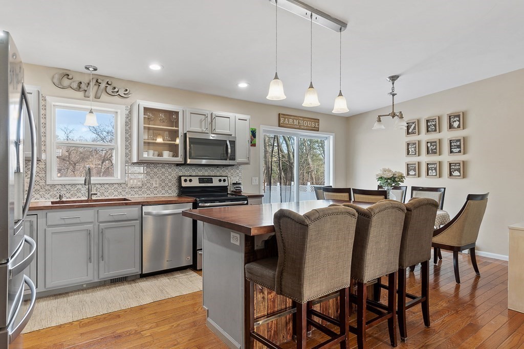 147 Fitch Road Clinton, MA 01510 - Photo 7 of 36