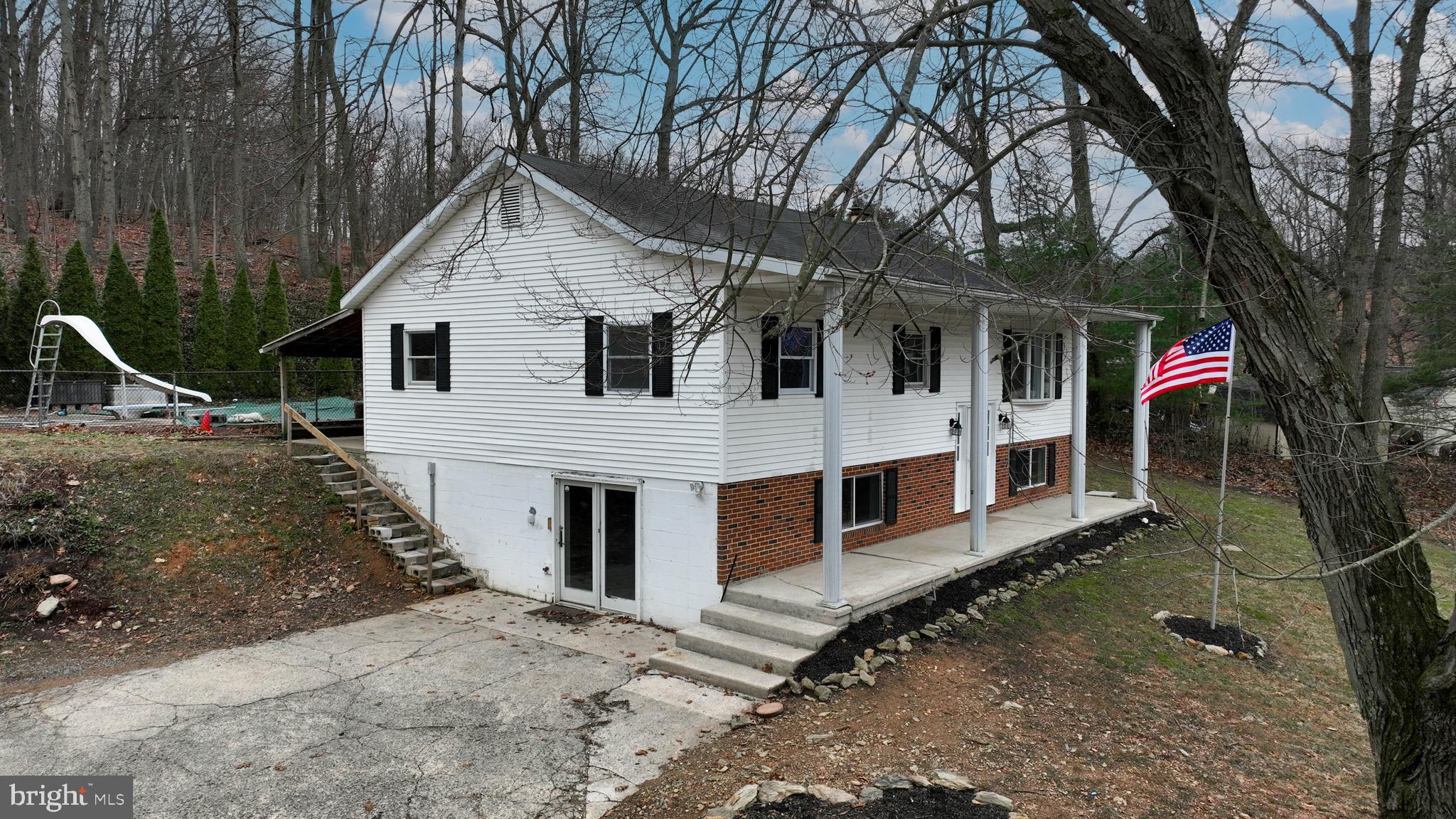 470 Oak Hollow Road Red Lion, PA 17356 - Photo 1 of 84