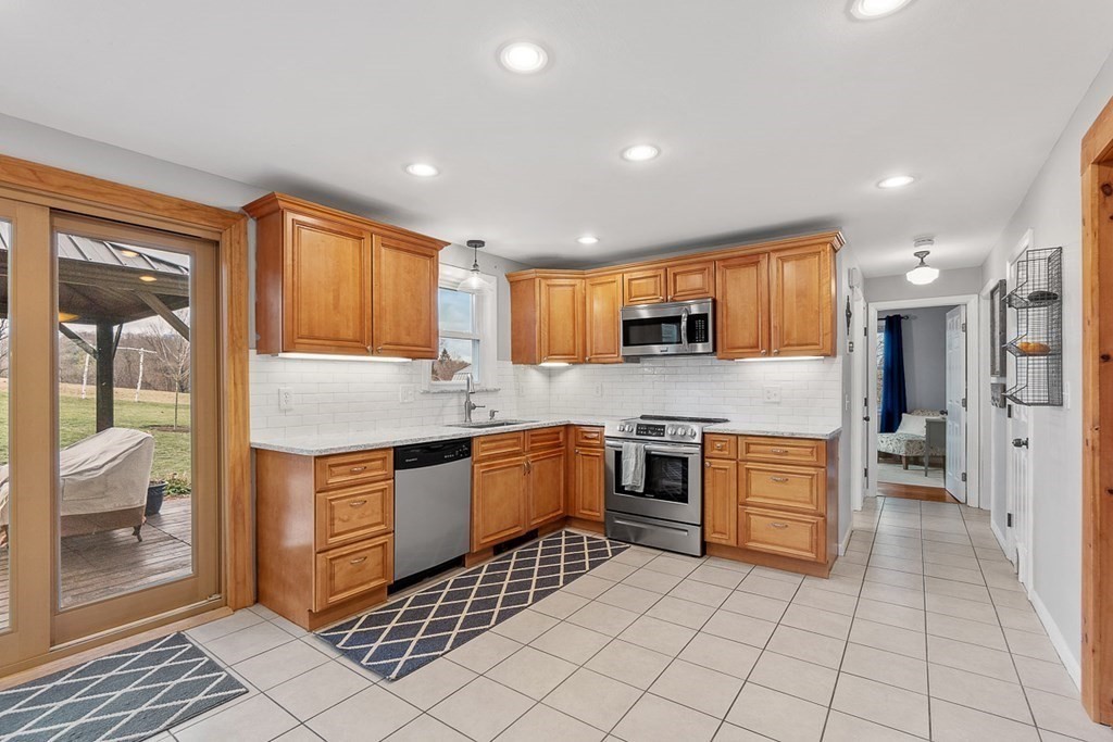 68 Fairview Road Lunenburg, MA 01462 - Photo 15 of 24 Gallery Image 15