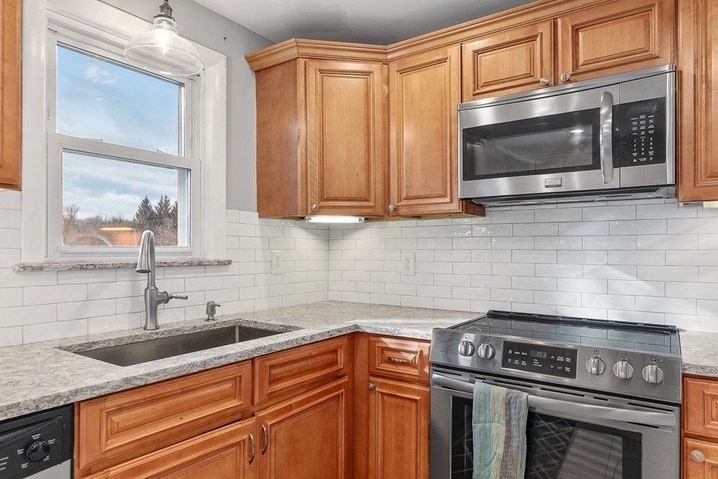 68 Fairview Road Lunenburg, MA 01462 - Photo 16 of 24 Gallery Image 16