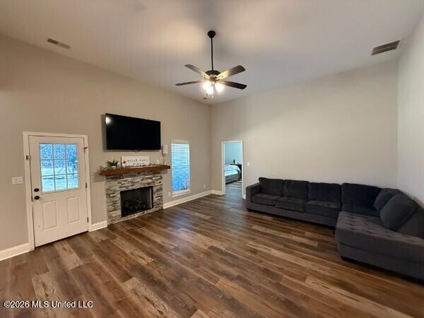1762 Smart Road Como, MS 38619 - Photo 2 of 10 IMG_1763.jpg