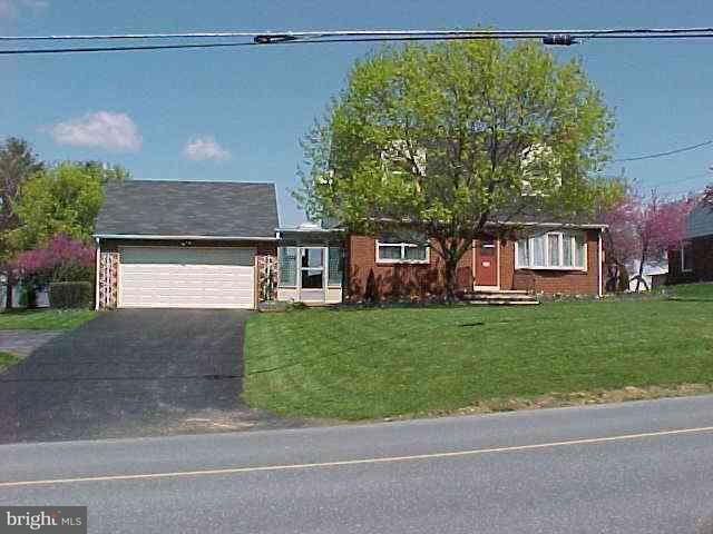 256 Ridge Hill Road Mechanicsburg, PA 17050 - Photo 1 of 4 Gallery Image 1